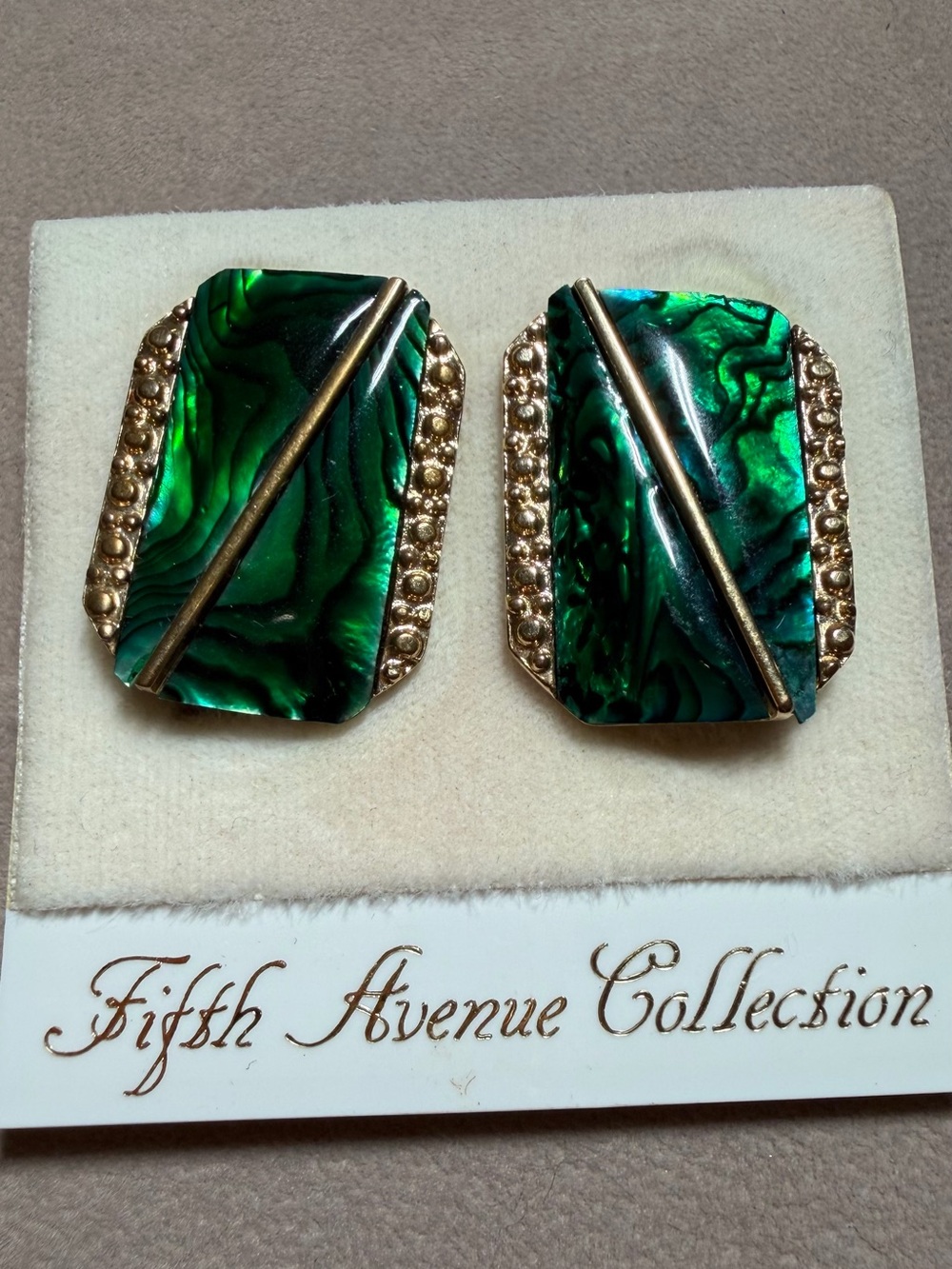 Vintage Signed BUTLER Fifth Avenue Collection Green Abalone Shell ClipOn Earring